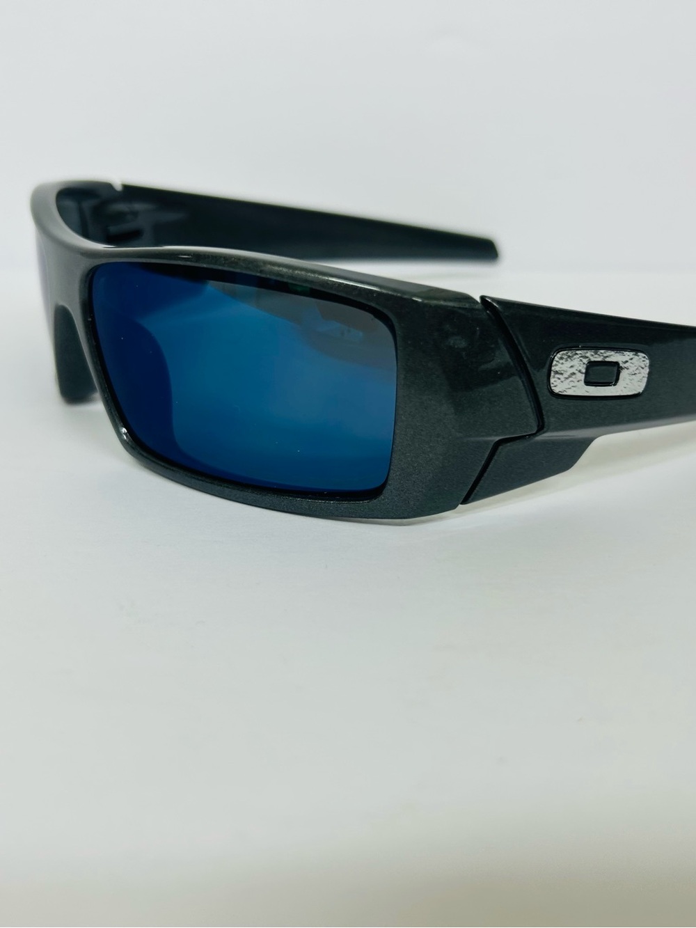 Oakley gas can Sunglass